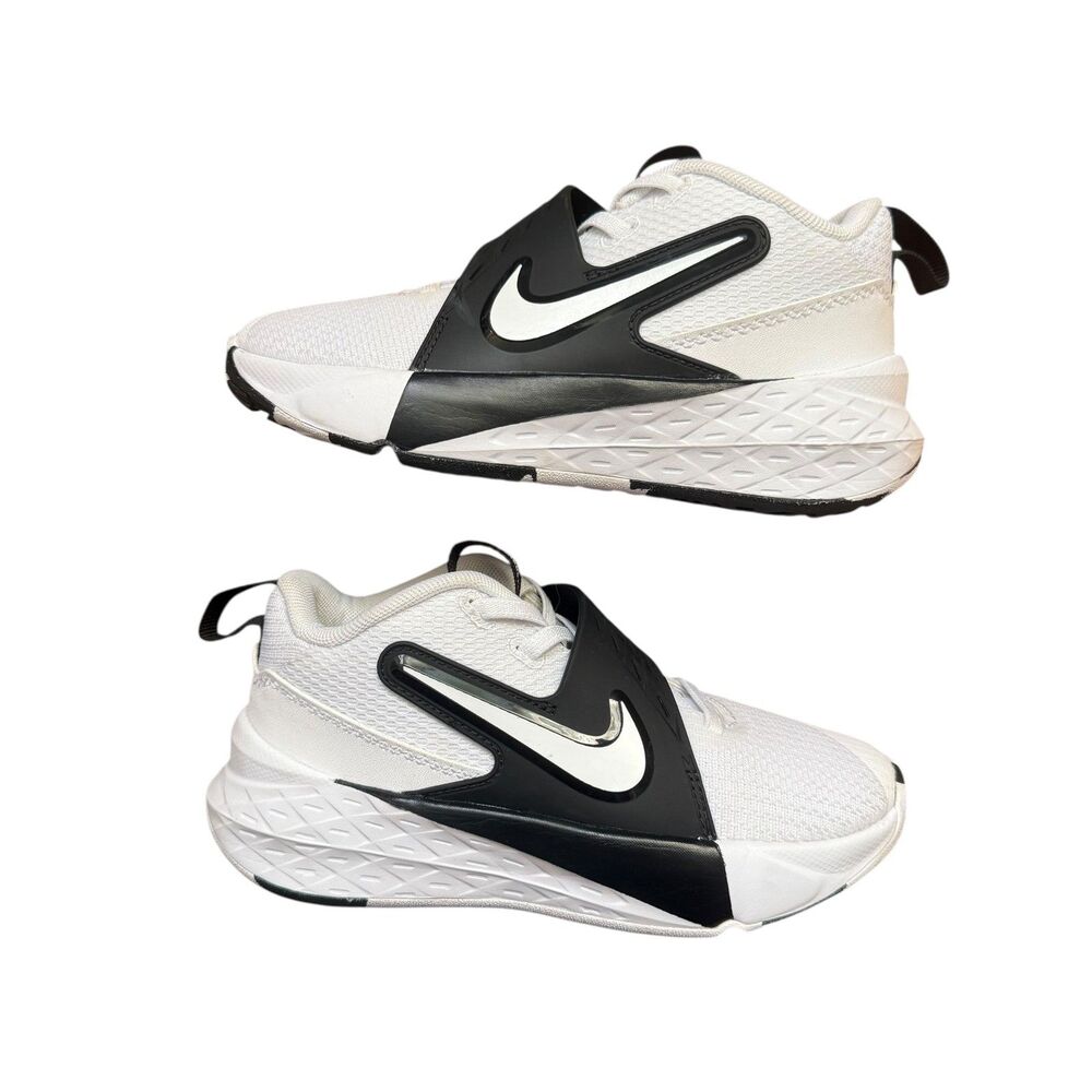 Nike Kids Basketball Shoes Size 12.5C White/Black EUC Worn Inside Only Unisex